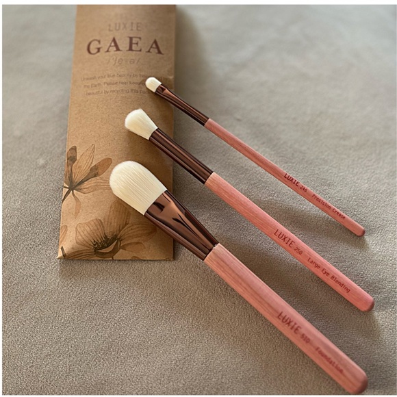 NEW LUXIE 3 MAKEUP BRUSHES GAEA set BOXYCHARM vegan; foundation; shading; crease - Picture 2 of 13